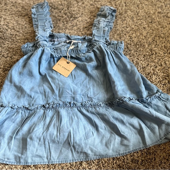 NWT DENIM TOP. SIZE S - Picture 5 of 6